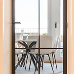 Apartamento Stylish In With Pool And Garage