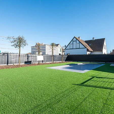 Daire Stylish In With Pool And Garage De Haan