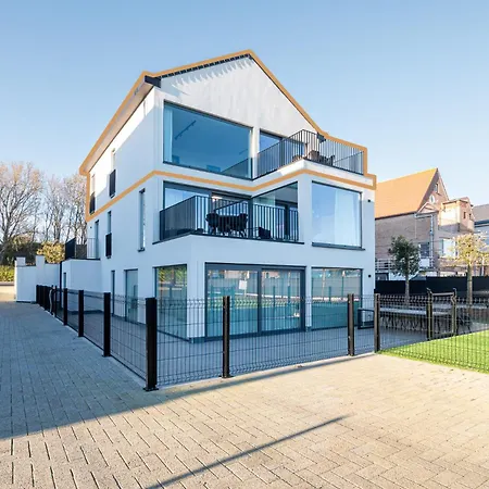 Stylish In With Pool And Garage * De Haan