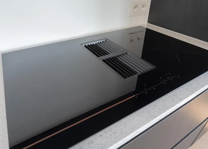 Apartment Stylish In With Pool And Garage *